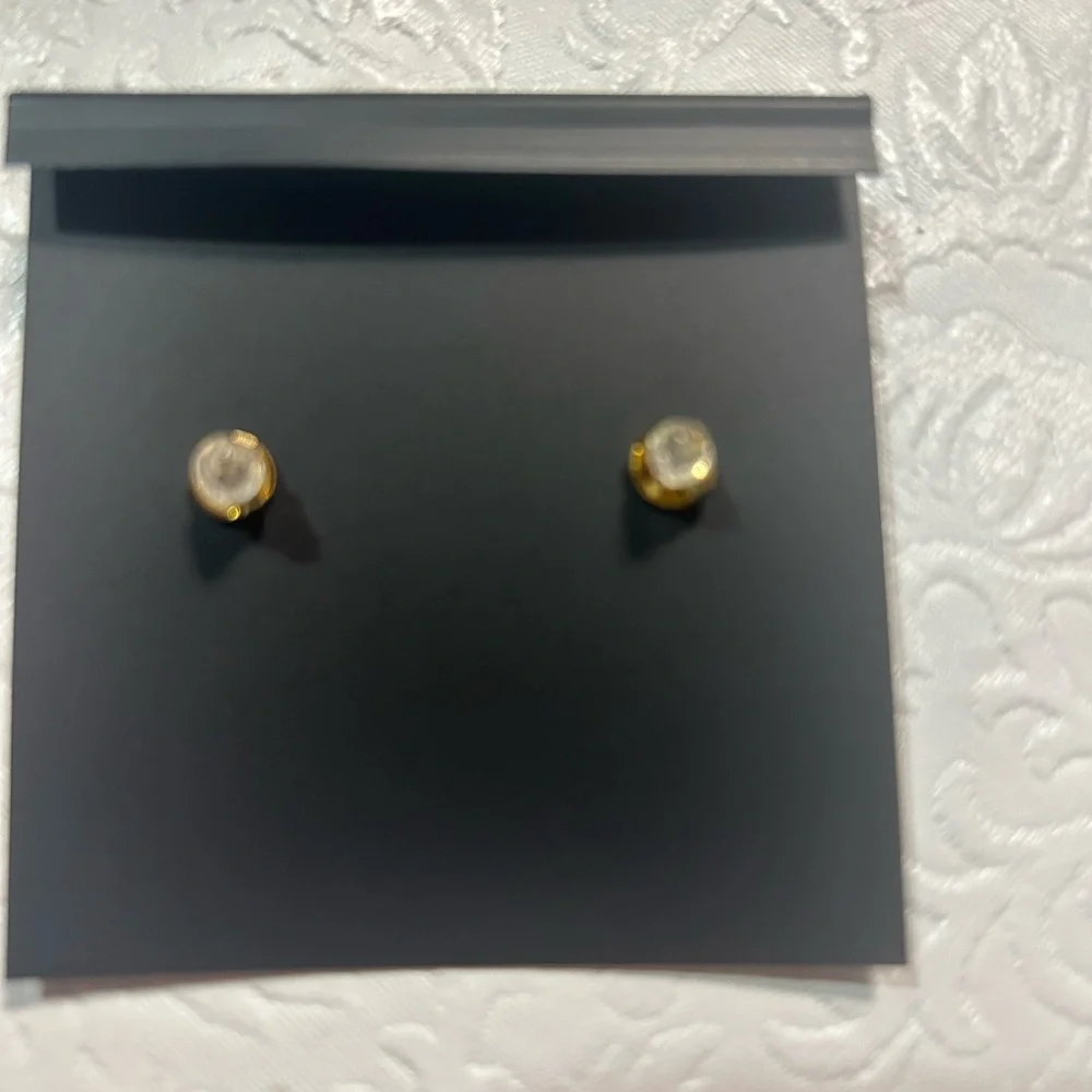 Coach Gold & Pearl C-Shape Post Earrings NWT - Picture 7 of 8